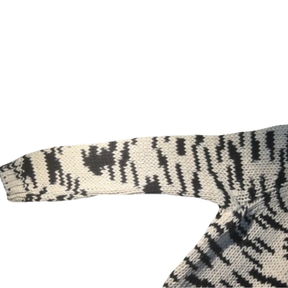 American Eagle Knit Sweater, Size Small - Picture 7 of 7